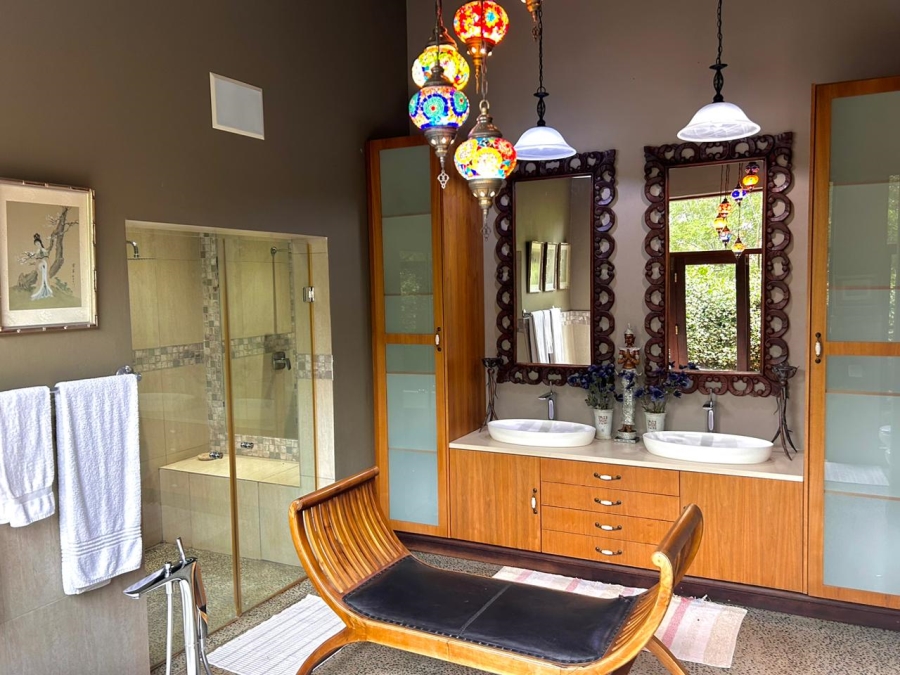 Commercial Property for Sale in Hartbeespoort Rural North West